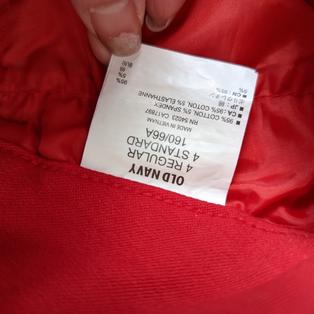 Old Navy Pixie Size 4 Regular - image 5